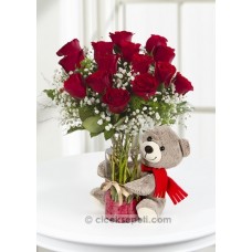 Bebekli Vazoda 15 Gül